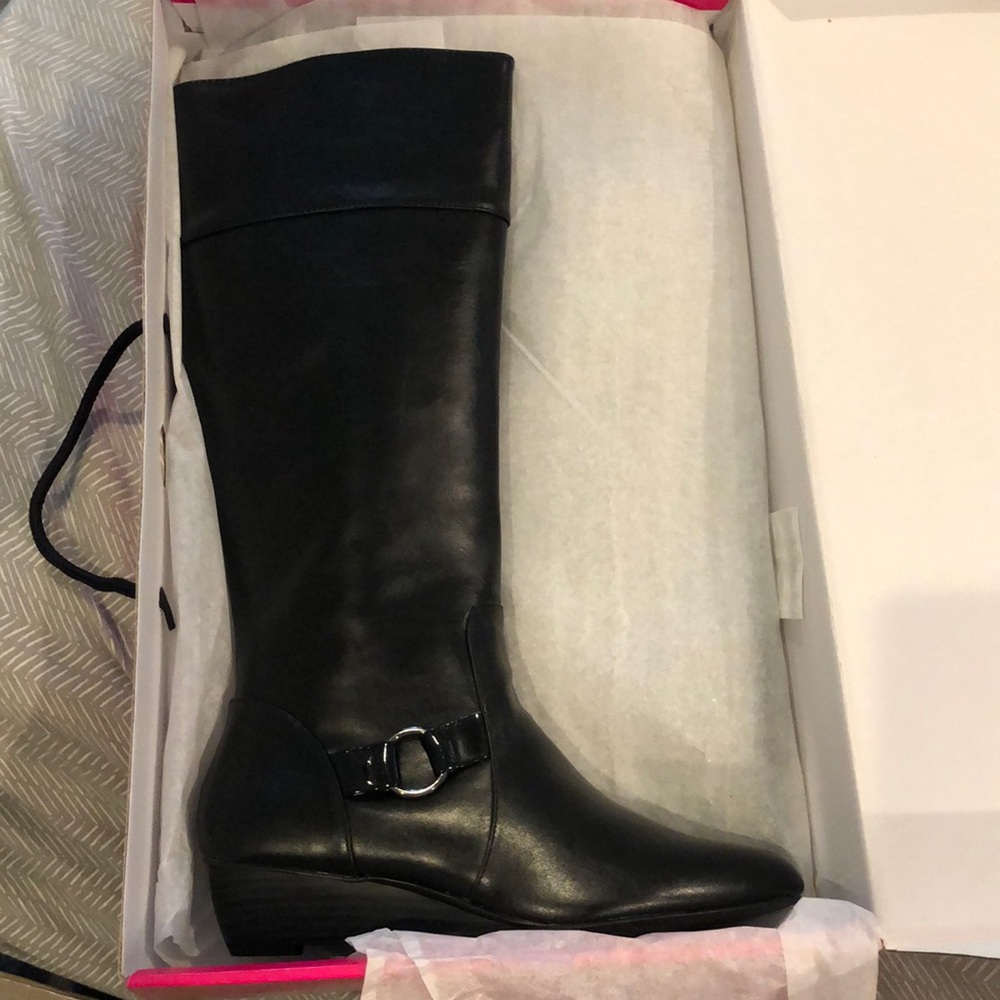 Women’s Black Boots